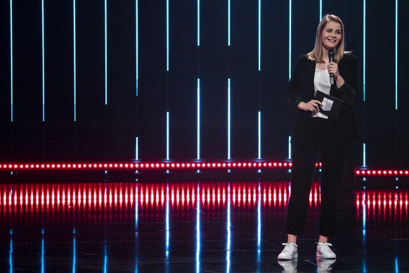 Moderatorin und Stand Up Comedian Hazel Brugger waehrend den Swiss Music Awards im KKL in Luzern am Freitag, 28. Februar 2020. (KEYSTONE/Alexandra Wey)