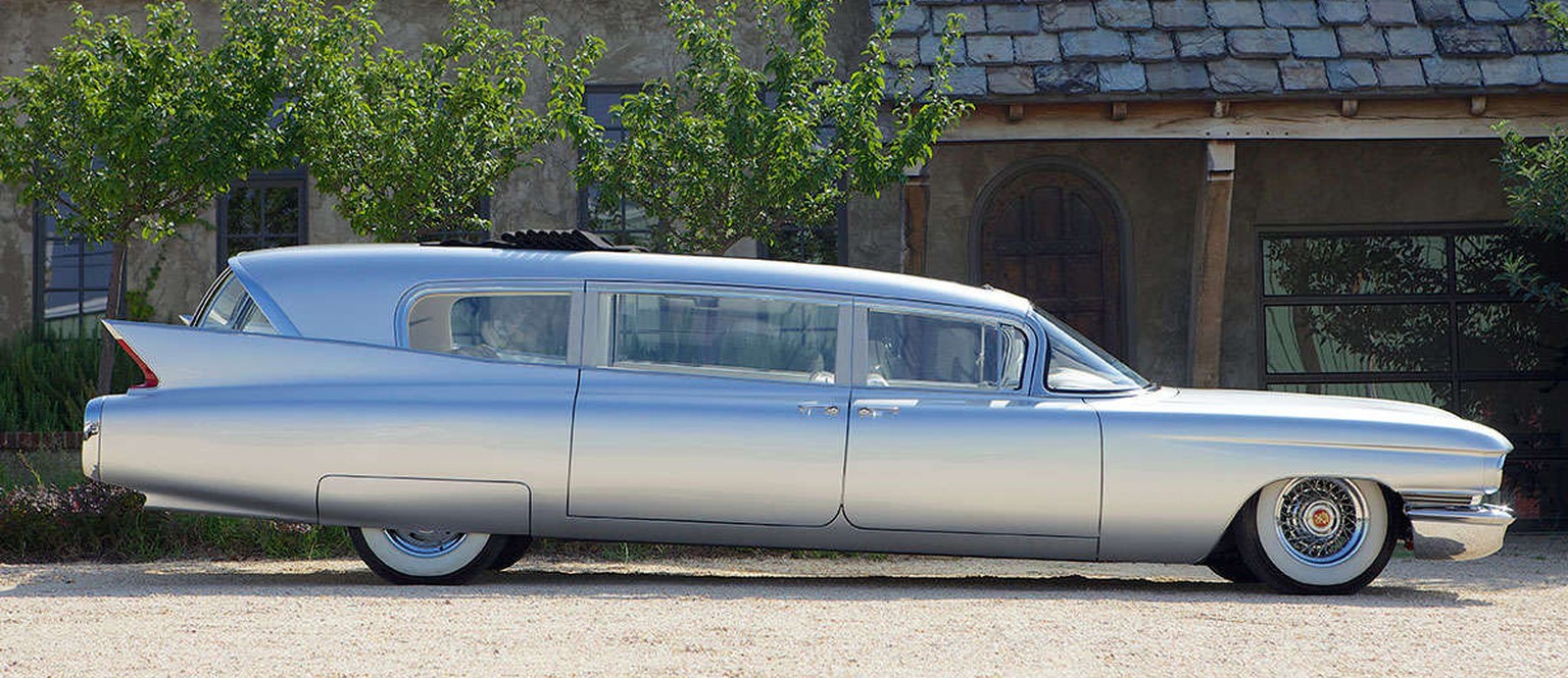 cadillac hearse thundertaker leichenwagen 1960 kustom custom hotrod street rod http://www.thedrive.com/vintage/2163/meet-the-thundertaker-a-four-ton-hotrod-cadillac-hearse