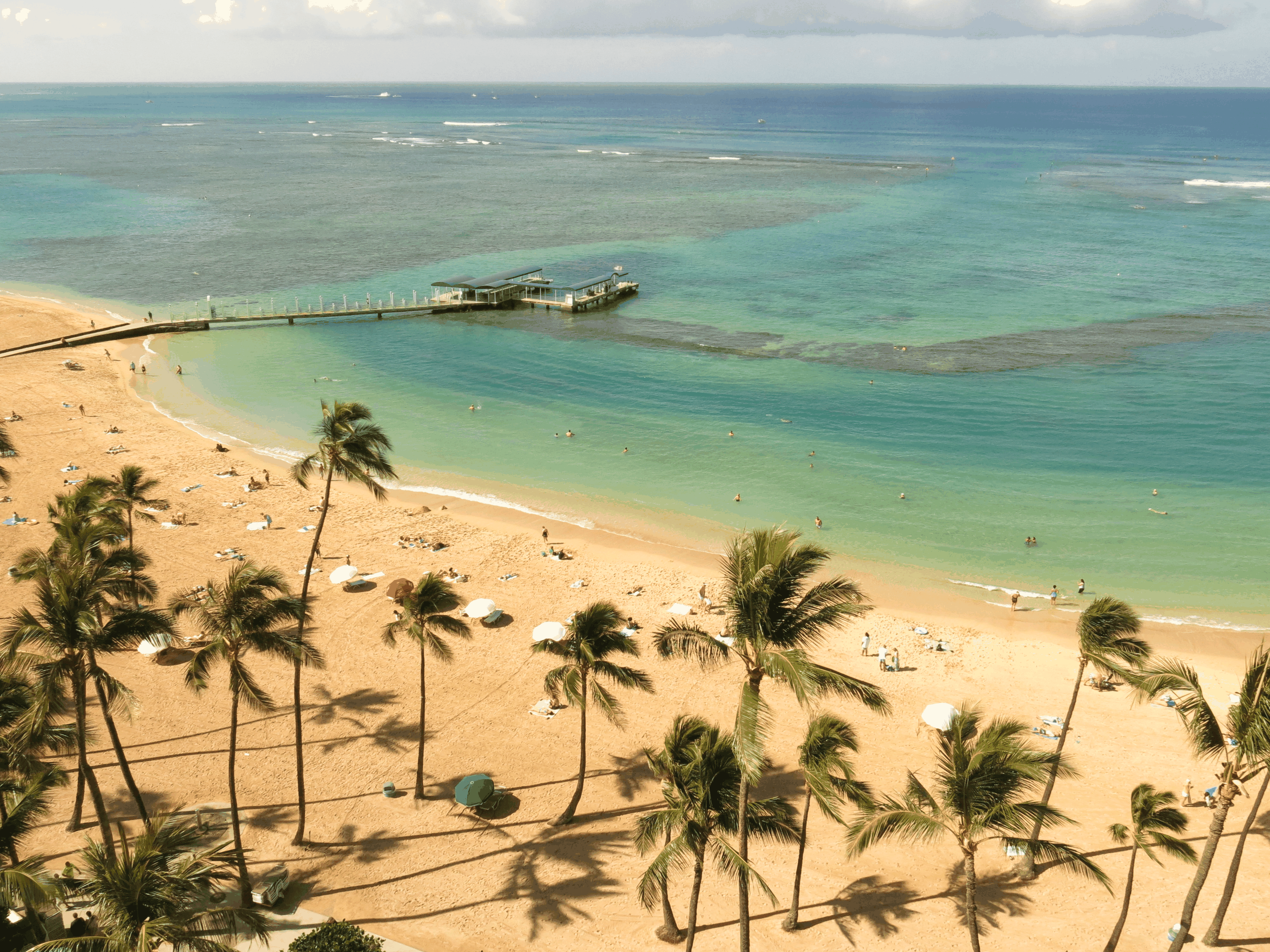 Waikiki-Beach in Hawaii. Es gibt schlimmere Orte, um schwimmen zu lernen.