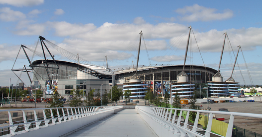 Etihad Campus Brücke Academy