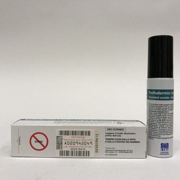 Die Verpackung des Sprays und der Hinweis auf Doping.
