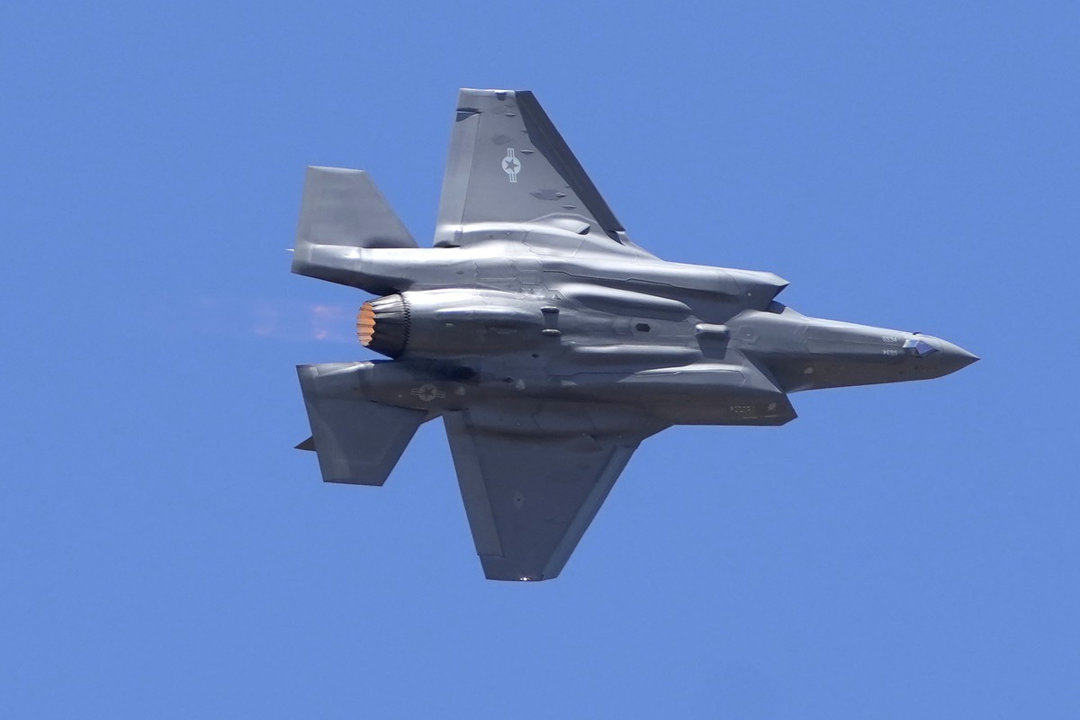 U.S. Air Force fighter aircraft F-35 performs aerobatic maneuvers on the second day of the Aero India 2025, a biennial event, at Yelahanka air base in Bengaluru, India, Tuesday, Feb. 11, 2025. (AP Pho ...