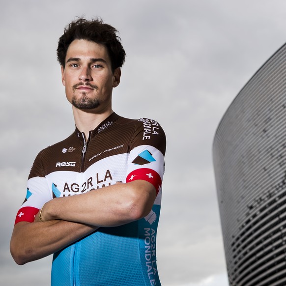 Silvan Dillier le coureur cycliste suisse de lÕequipe AG2R La Mondiale pose lors dÕune conference de presse avant le depart du Tour de Romandie ce lundi 29 avril 2019 a Lausanne. (KEYSTONE/Jean-Christ ...