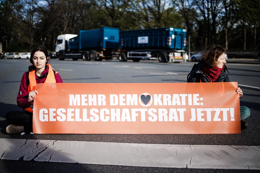 «Hassen euch bis aufs Blut»: Die «Letzte Generation» weckt in Berlin kaum Verständnis