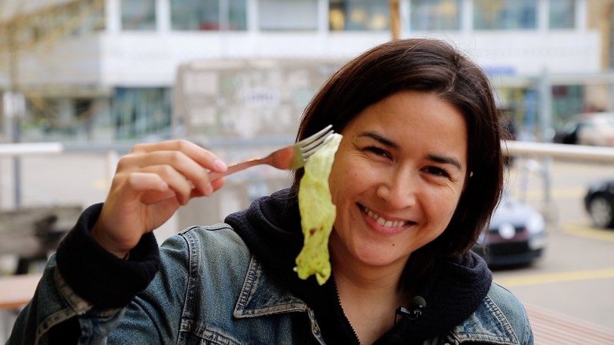 «Schweizer essen Salat anders als Kanadier?» Ja, das tut ihr!