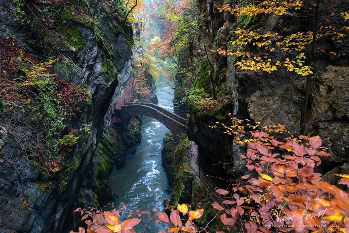 Schweiz A bridge in the Areuse Gorge in Switzerland. I'm pretty sure Elves live here.