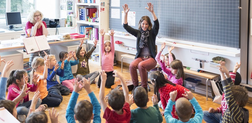 Durch das Modell der inklusiven Schule werden Sonderschüler in den normalen Regelunterricht integriert.