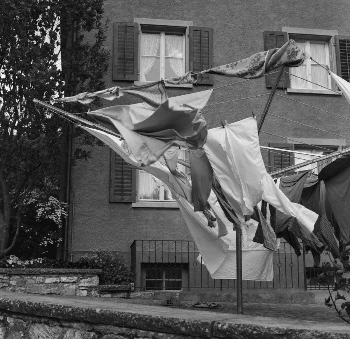 Il vaut mieux ne pas lésiner sur la crépine - sinon le chemisier en soie sera bientôt accroché au pommier.