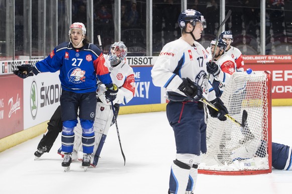 Zurich&#039;s Roman Wick, left, reacts during the Champions Hockey League match between Switzerland&#039;s ZSC Lions and Czech Republic&#039;s HC Bili Tygri Liberec in Zurich, Switzerland, Tuesday, De ...