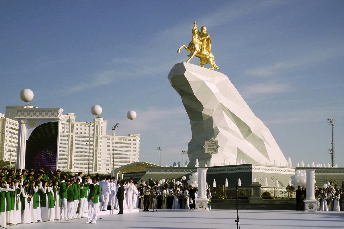 Wem ist diese Statue gewidmet?