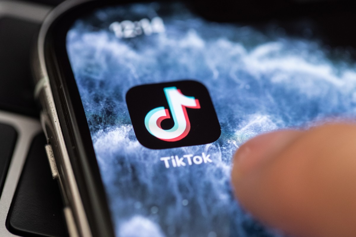 epa08678605 (FILE) - A close-up shows the video-sharing application 'TikTok' on a smart phone in Berlin, Germany, 07 July 2020 (reissued 18 September 2020). The US Commerce Department on 18  ...