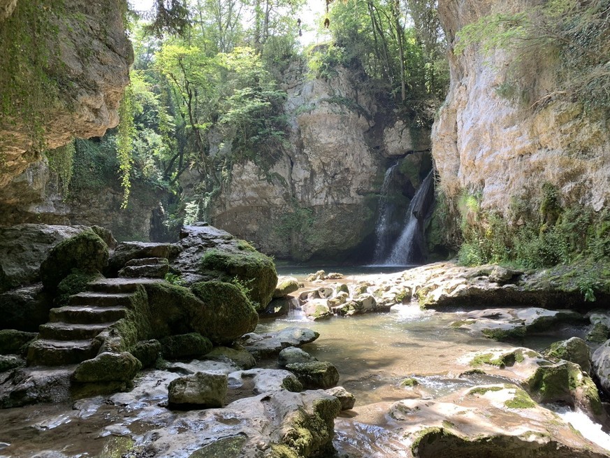 Romandie La Tine de Conflens