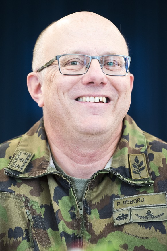 Korpskommandant Philippe Rebord, Chef der Schweizer Armee, spricht waehrend einer Medienkonferenz von die ersten 100 Tage als Chef der Schweizer Armee, am Montag, 10. April 2017 in Bern. (KEYSTONE/Ant ...