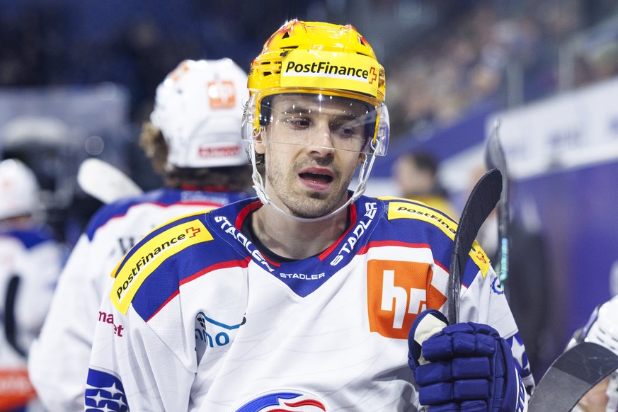 ZSC Lions PostFinance Top Scorer Denis Malgin waehrend dem Eishockey-Meisterschaftsspiel der National League zwischen den Teams EHC Kloten und ZSC Lions am Sonntag, 21. Januar 2024, in Kloten. (PostFi ...