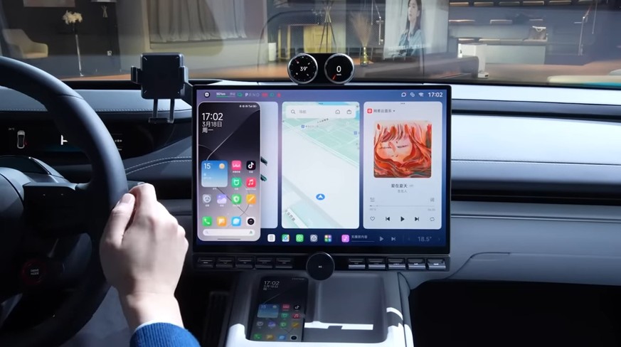 Xiaomi will Smartphones und Autos besser vernetzen: Das Handy lässt sich beispielsweise auf den grossen Bildschirm im Auto spiegeln.