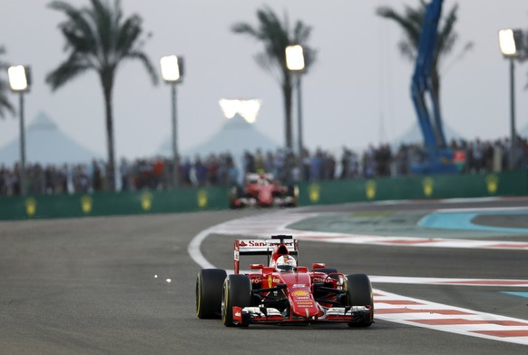 Ferrari Formula One Driver Sebastian Vettel of Germany drives during the Abu Dhabi F1 Grand Prix at the Yas Marina circuit in Abu Dhabi November 29, 2015. REUTERS/Ahmed Jadallah
