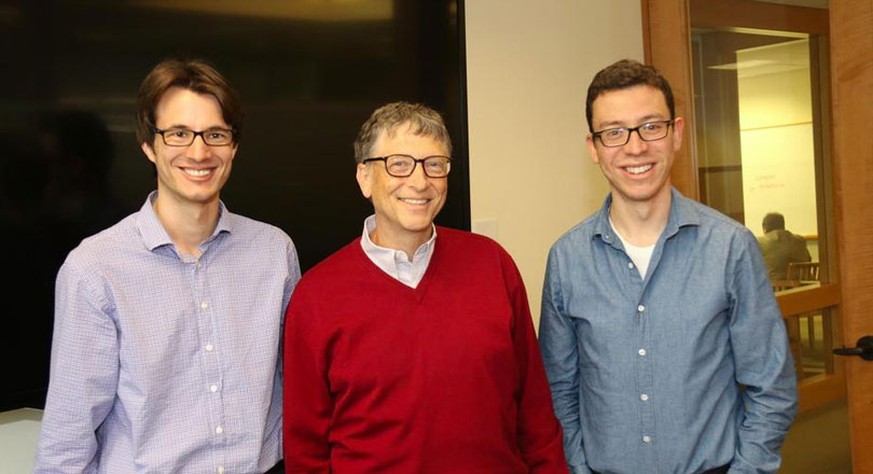 Severin Hacker mit Bill Gates und Luis von Ahn.&nbsp;
