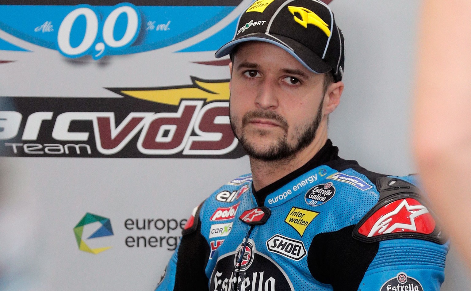 epa07172872 Swiss MotoGP rider Thomas Luethi, of EG 0,0 Marc VDS Honda team, rests in his box during a free training session at Ricardo Tormo Circuit, in Cheste, outside Valencia, eastern Spain, 17 No ...