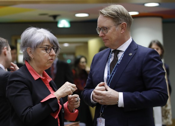 epa10511160 Elisabeth Baume-Schneider (L), Swiss Federal Councillor at the Department of Justice and Police, and Executive Director of the European Border and Coast Guard (FRONTEX), Hans Leijtens (R), ...