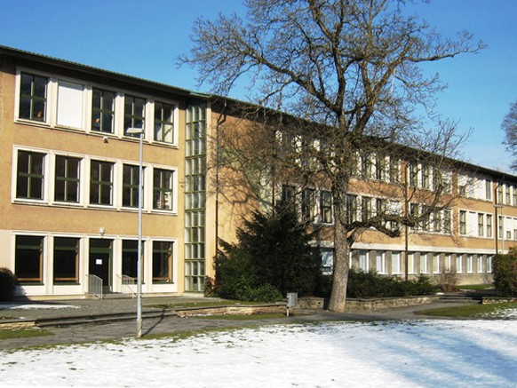 Das Oberstufenschulhaus Rittermatte in in Biel.