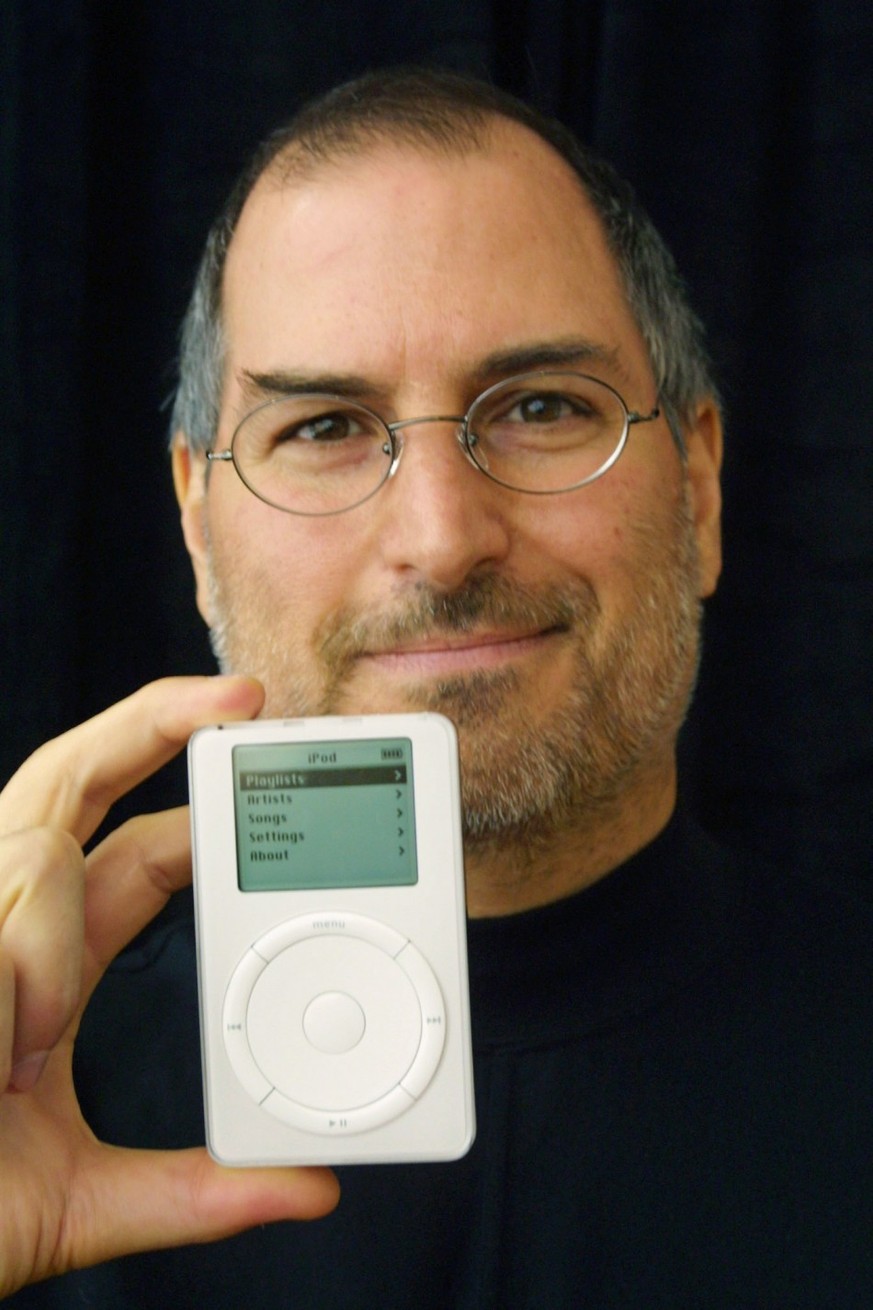 Der iPod war nicht der erste MP3-Player, aber so erfolgreich, dass er Jahre später zum Synonym für MP3-Player wurde.