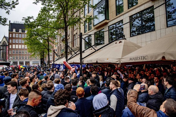epa07555889 Tottenham&#039;s fans gather together prior to the UEFA Champions League semifinal, second leg soccer match between Ajax and Tottenham Hotspur in Amsterdam, The Netherlands, 08 May 2019. E ...