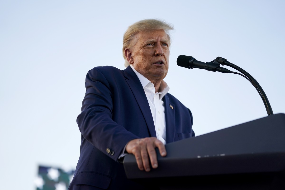 Former President Donald Trump speaks at a campaign rally at Waco Regional Airport, Saturday, March 25, 2023, in Waco, Texas. (AP Photo/Evan Vucci)
Donald Trump