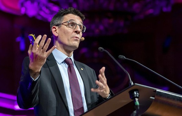 Le laureat du prix Nobel de physique Didier Queloz, s'exprime, lors de la ceremonie de la Medaille "Geneve reconnaissante" donnees aux laureats du prix Nobel de physique 2019 et a l ...