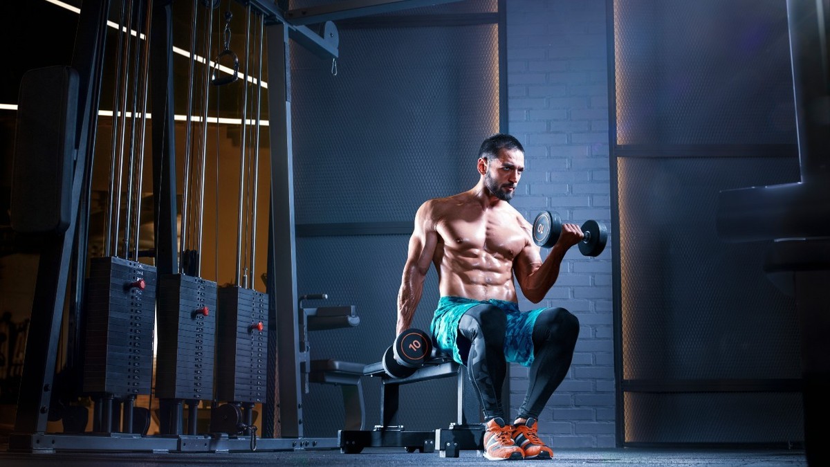 Im Gym statt im Club – immer extremere Selbstoptimierung bei Jungen