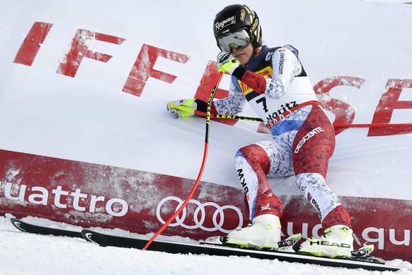 SwitzerlandÕs Lara Gut reacts in the finish area during the womenÕs Super-G at the 2017 FIS Alpine Skiing World Championships in St. Moritz, Switzerland, Tuesday, February 7, 2017. (KEYSTONE/Peter Sch ...