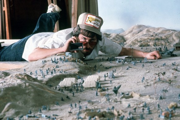 Steven Spielberg beim Spielen, 1980. Erster «Indiana Jones» &lt;3.