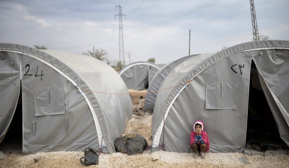 Ein syrisches Mädchen in einem Flüchtlingslager in Sanliurfa, Türkei – Tausende Syrer sind in den letzten Monaten vor den Schlächtern des IS geflüchtet.