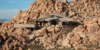 Diese Superschurken-Höhle in der Wüste Kaliforniens könnte dir gehören – für 3 Millionen