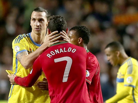 Zlatan Ibrahimovic muss Cristiano Ronaldo zur WM-Qualifikation gratulieren.