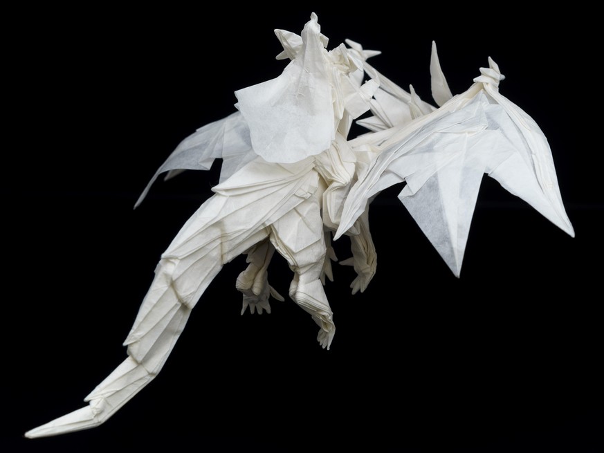 Origami-Figur Lord of the Dragon von Juho Könkkölä.