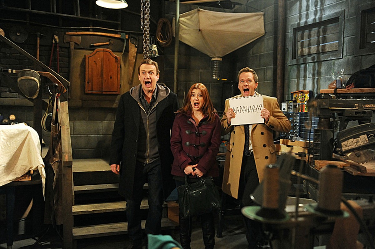 "The Final Page, Part One And Two" -- Marshall (Jason Segel, left) and Lily (Alyson Hannigan, center) run into an acquaintance from college, on a special one-hour episode of HOW I MET YOUR M ...