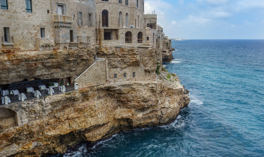 Ristorante Grotta Palazzese, Polignano a Mare, Italien