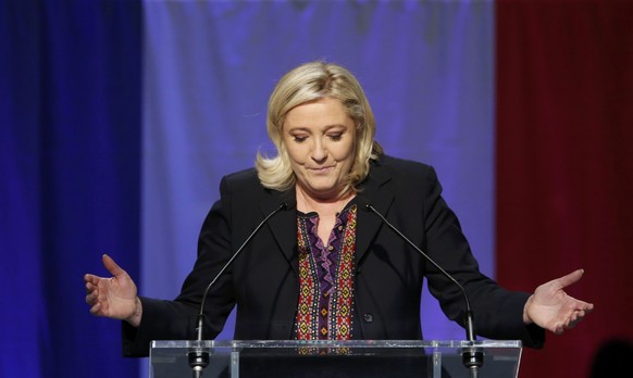 Marine Le Pen, Parteichefin des Front National, nach Bekanntgabe des Resultats.<br data-editable="remove">