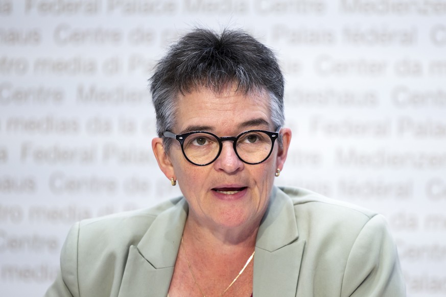 Vroni Thalmann-Bieri, Nationalraetin SVP-LU, spricht waehrend einer Medienkonferenz der SVP zu den explodierenden Gesundheitskosten, am Dienstag, 2. September 2025 in Bern. (KEYSTONE/Peter Klaunzer)