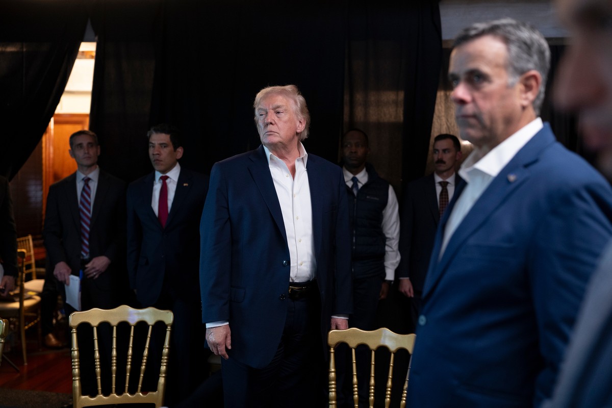 In this photo released by the White House, President Donald Trump monitors U.S. military operations in Venezuela, with CIA Director John Ratcliffe, right, at Mar-a-Lago in Palm Beach, Fla., Saturday,  ...