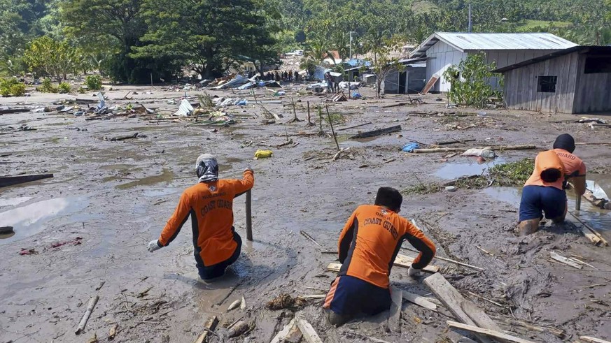 Philippines: Nearly 100 dead and dozens missing after tropical storm This is how Trump regains power