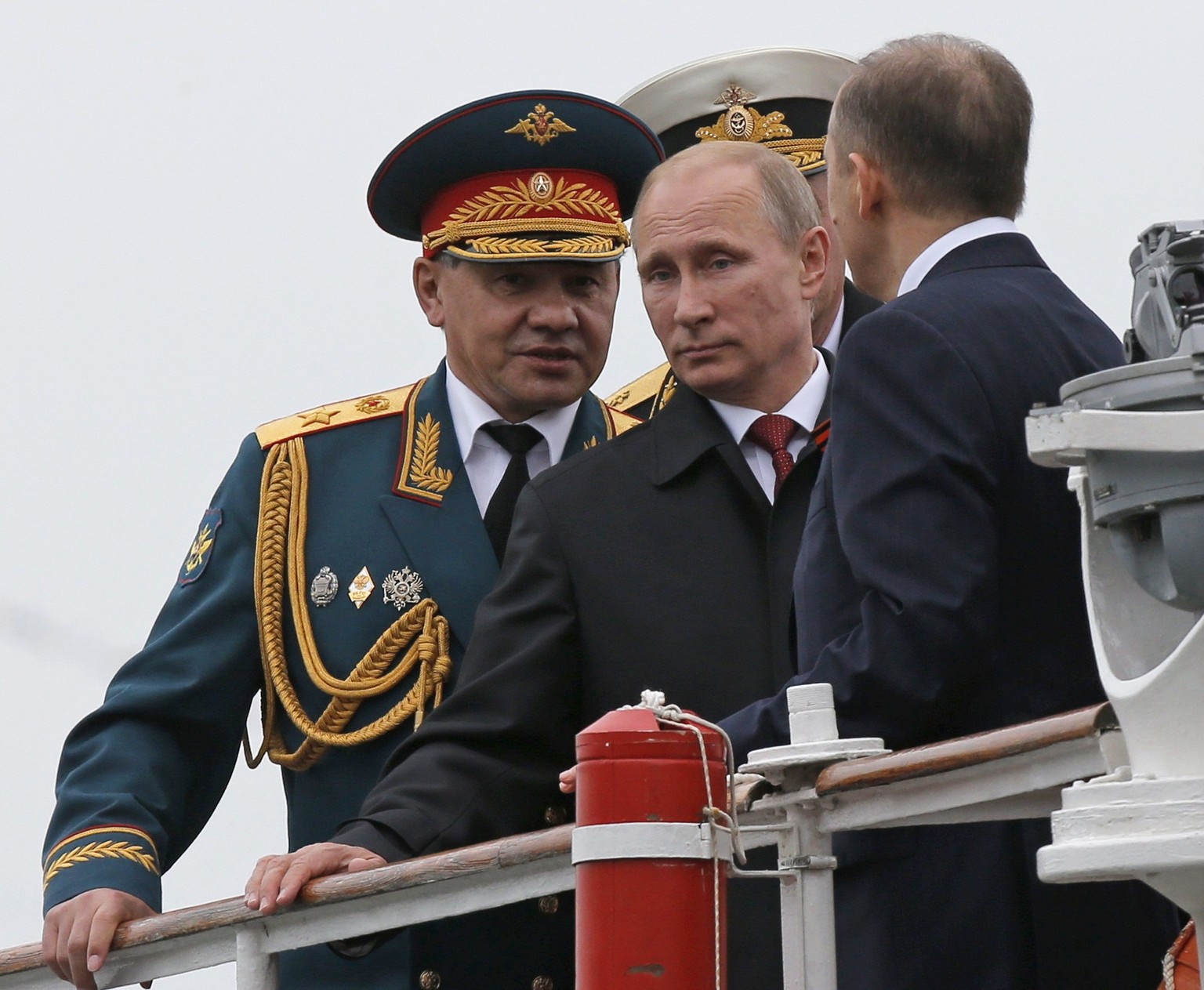 Wladimir Putin am Freitag auf der Krim in&nbsp;Sewastopol, wo er eine Militärparade abnahm.