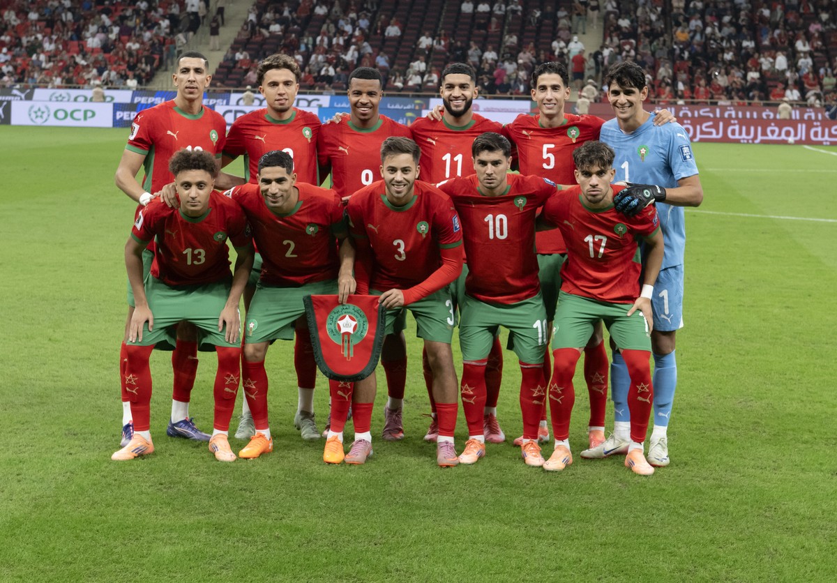 epa12454273 Moroccos national team poses for a photo before the 2026 FIFA World Cup CAF Qualifiers soccer match between Morocco and the Democratic Republic of the Congo in Rabat, Morocco, 14 October 2 ...