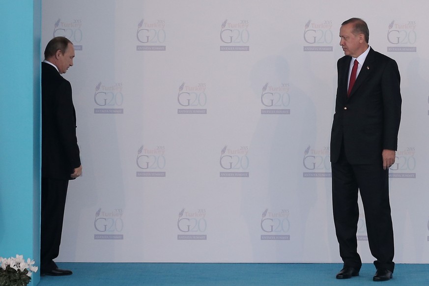 Wladimir Putin (links) und Recep Tayyip Erdogan am G20-Gipfel in Antalya (15.11.2015).