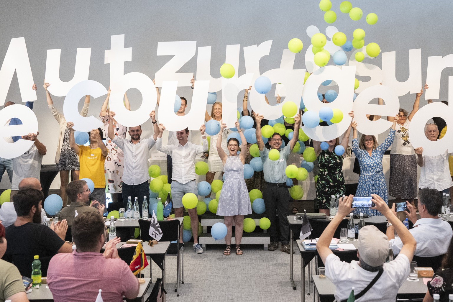 Parteipraesident Juerg Grossen spricht an der 52. Delegiertenversammlung der Gruenliberalen Partei, aufgenommen am Samstag, 19. August 2023 im Gottlieb Duttweiler Institute in Rueschlikon. (KEYSTONE/E ...