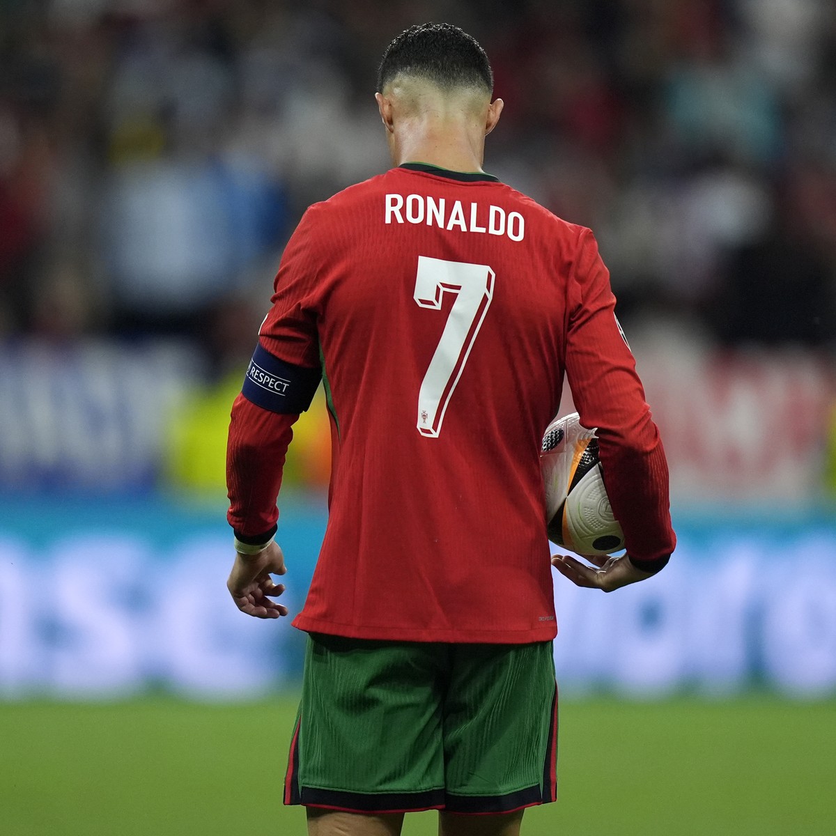 Portugal's Cristiano Ronaldo prepares to kick a penalty during a round of sixteen match between Portugal and Slovenia at the Euro 2024 soccer tournament in Frankfurt, Germany, Monday, July 1, 202 ...