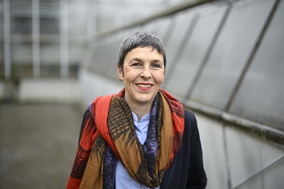 Nationalraetin Barbara Gysi (SP), Kandidatin fuer den Staenderat, aufgenommen im Rahmen einer Medienkonferenz, am Montag, 27. Maerz 2023, im Botanischen Garten in St. Gallen. Im Kanton findet am 30. A ...