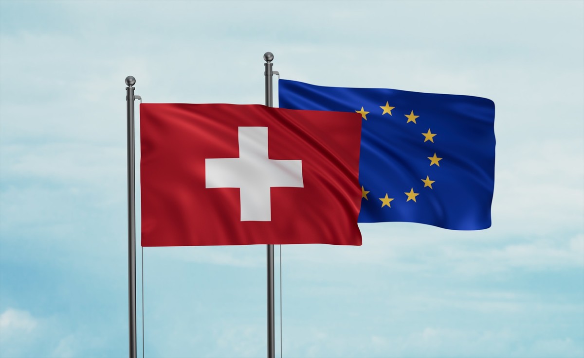 La Suisse avance vers l'UE, mais l'immigration divise.