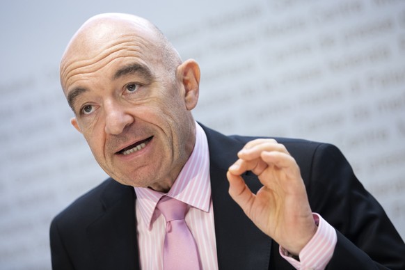 Daniel Jositsch, Staenderat SP-ZH, spricht waehrend einer Medienkonferenz ueber ein Nein zum revidierten Jagdgesetz am Montag, 17. August 2020 in Bern. (KEYSTONE/Peter Klaunzer)