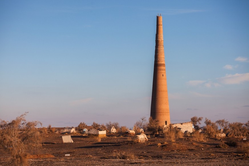 Turkmenistan the best photos from the country where no Swiss have lived since 2016.  The only Swiss watson.ch Kutlug Timur minaret in Turkmenistan.  Part of Kunya Urgenech, UNESCO World Heritage